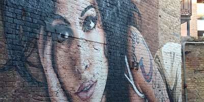 Amy-Winehouse-Tour-Camden-400-1